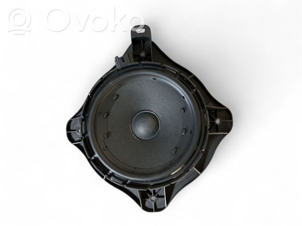 Opel Astra L Haut-parleur de porte avant 