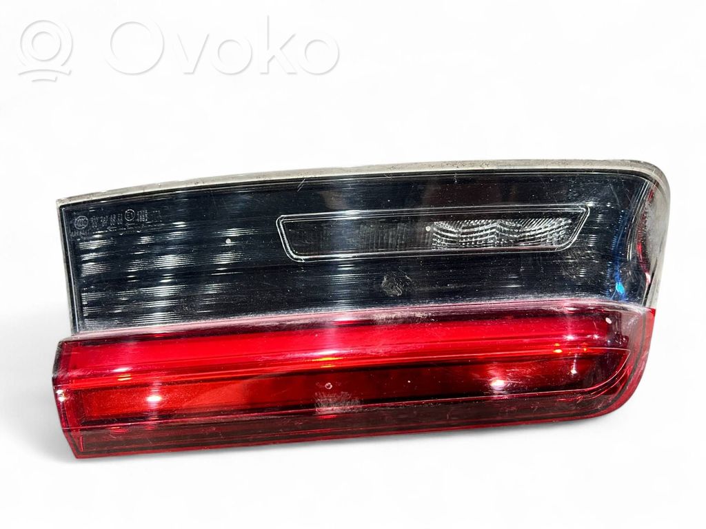 BMW 3 G20 G21 Lampy tylnej klapy bagażnika 