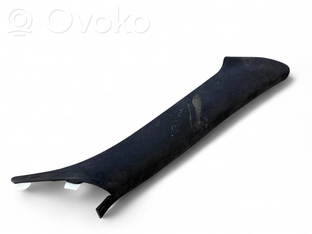 Dodge Challenger (A) pillar trim 