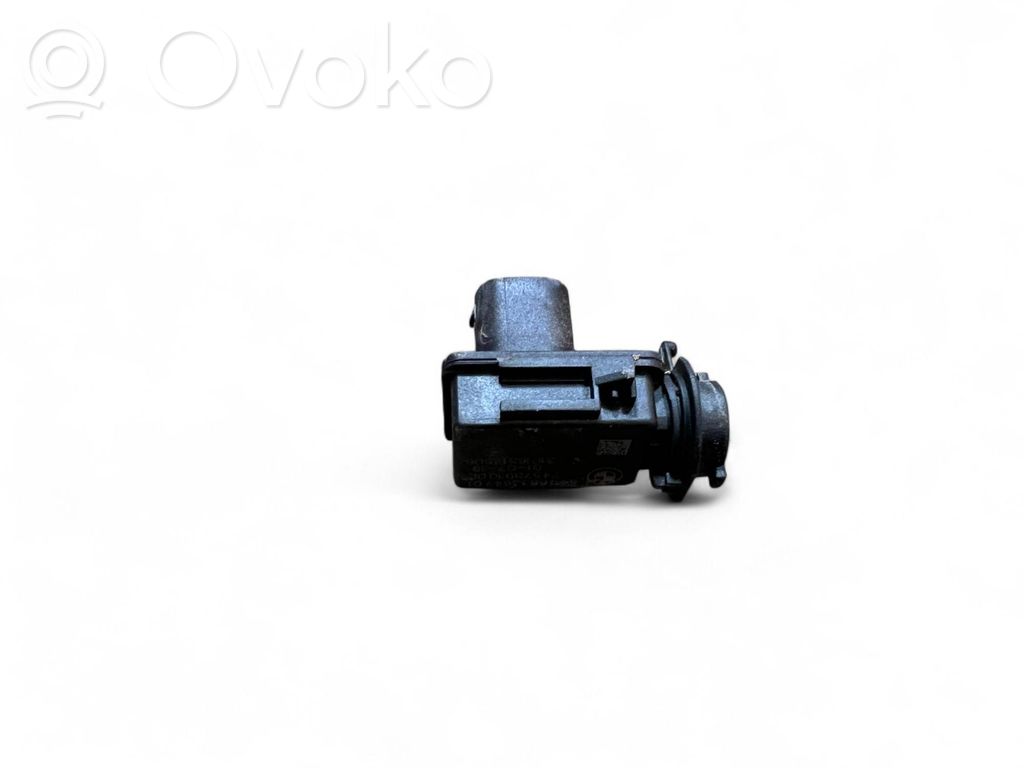 BMW 8 G16 Sensor AUC 