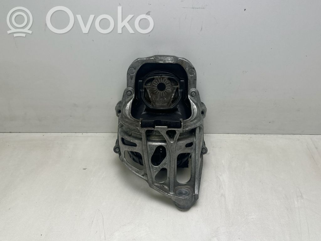Audi A5 Engine mount bracket 