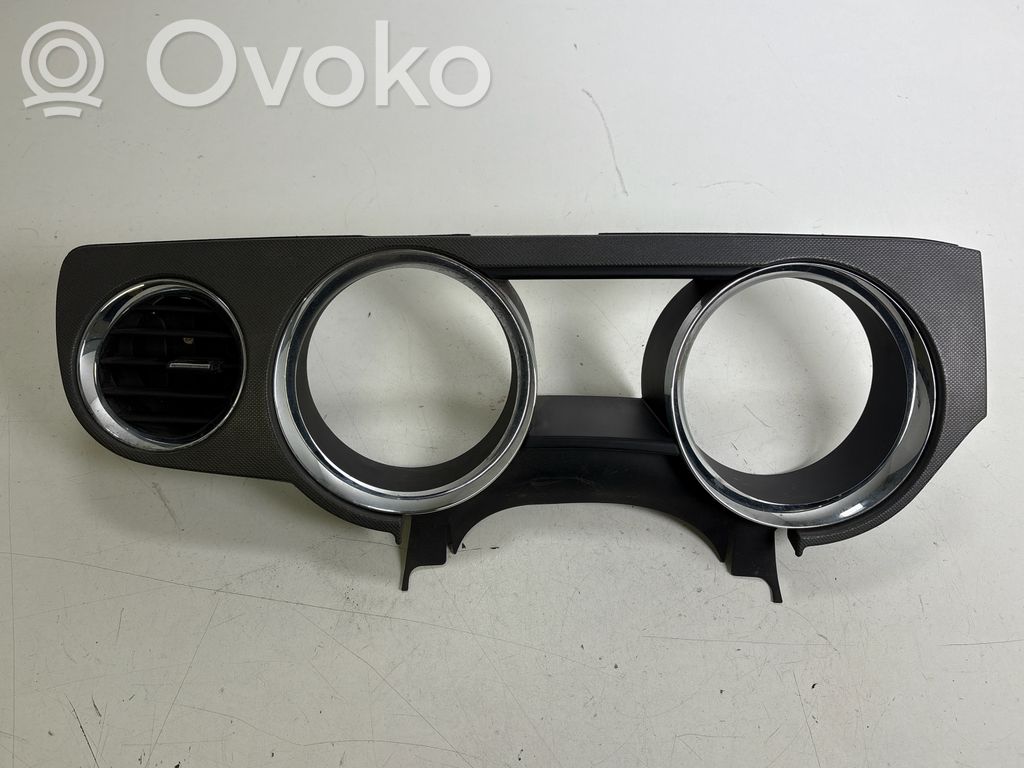 Ford Mustang V Dashboard trim 