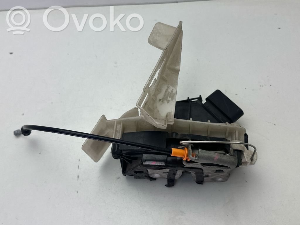 Ford Mustang V Priekinė durų spyna 