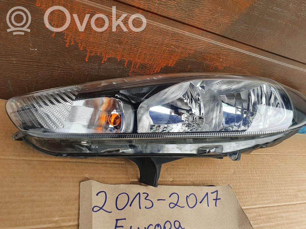 Ford Fiesta Headlight/headlamp 