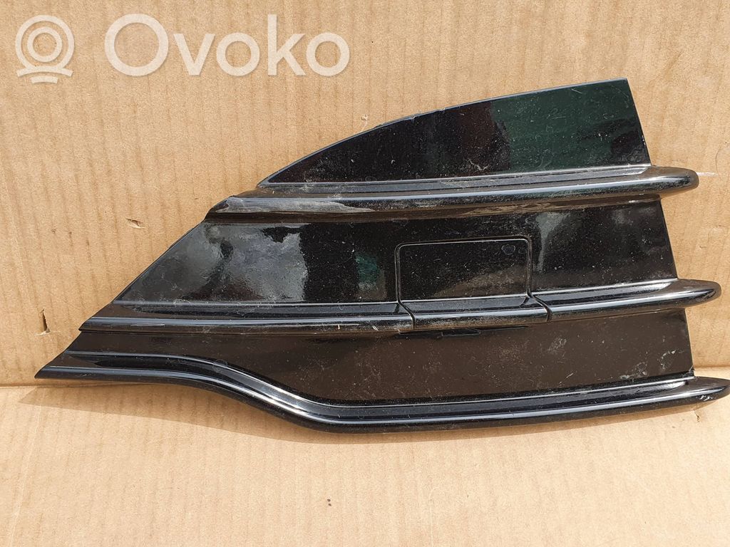 Ford Kuga II Etupuskurin alempi jäähdytinsäleikkö 