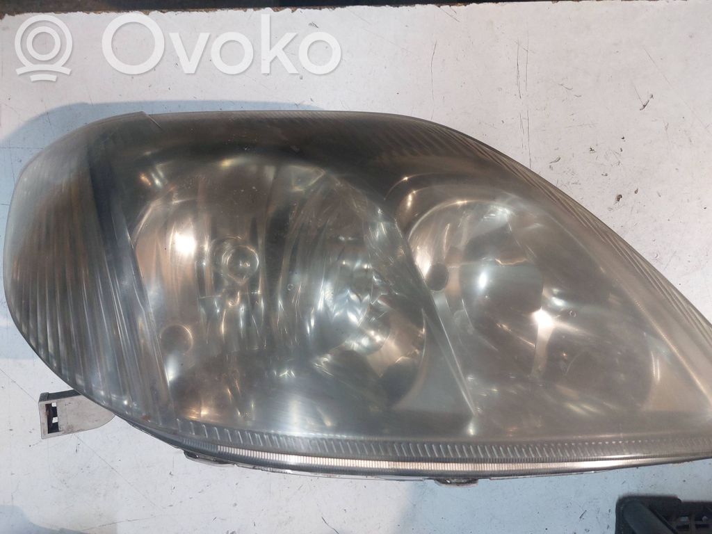 Toyota Corolla E120 E130 Phare frontale 
