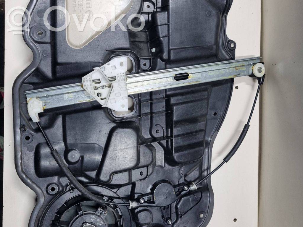 Mazda 2 Sliding door window regulator with motor 