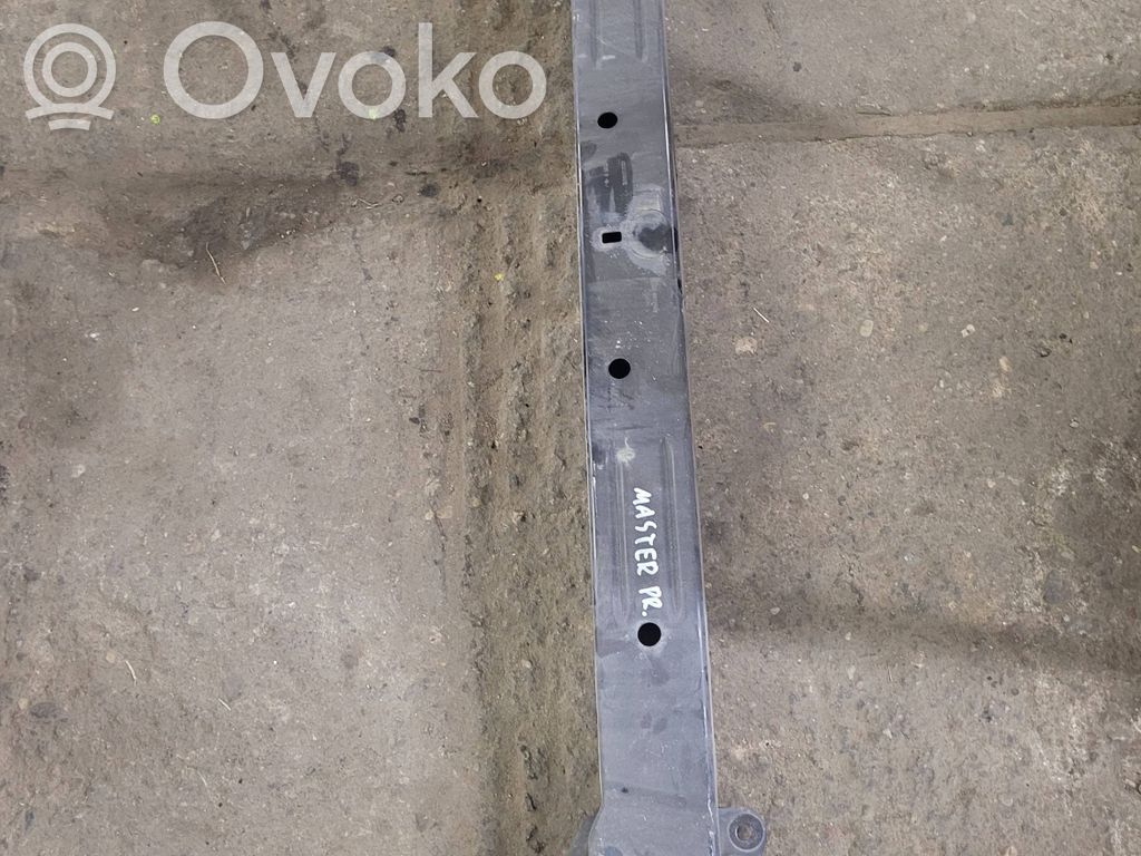Renault Master II Priekšpusē bampera sija / balka 
