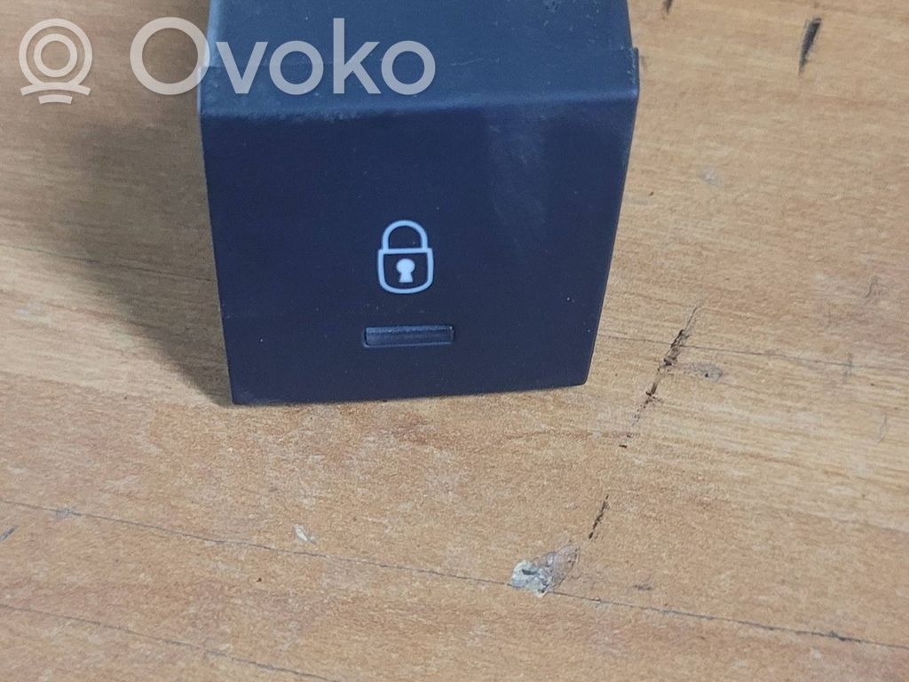Peugeot 508 RXH Central locking switch button 