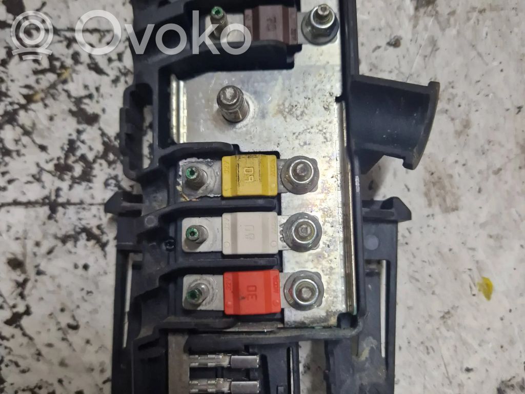 Citroen C5 Drošinātāju kaste (komplekts) 