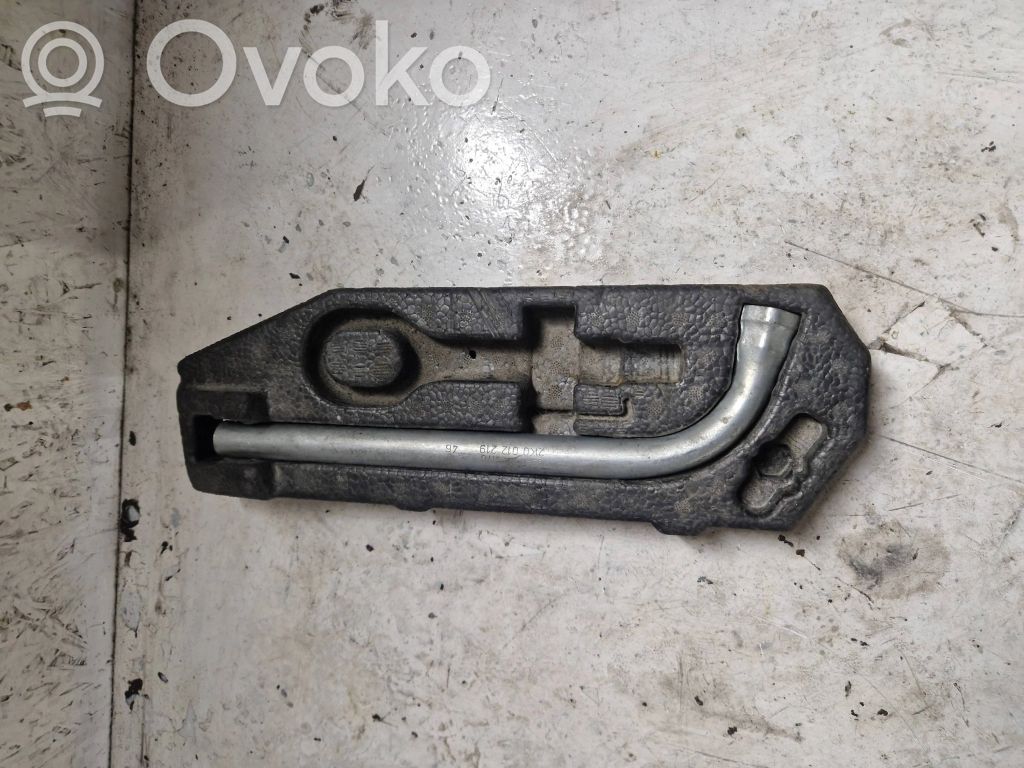 Volkswagen Caddy Tool box 