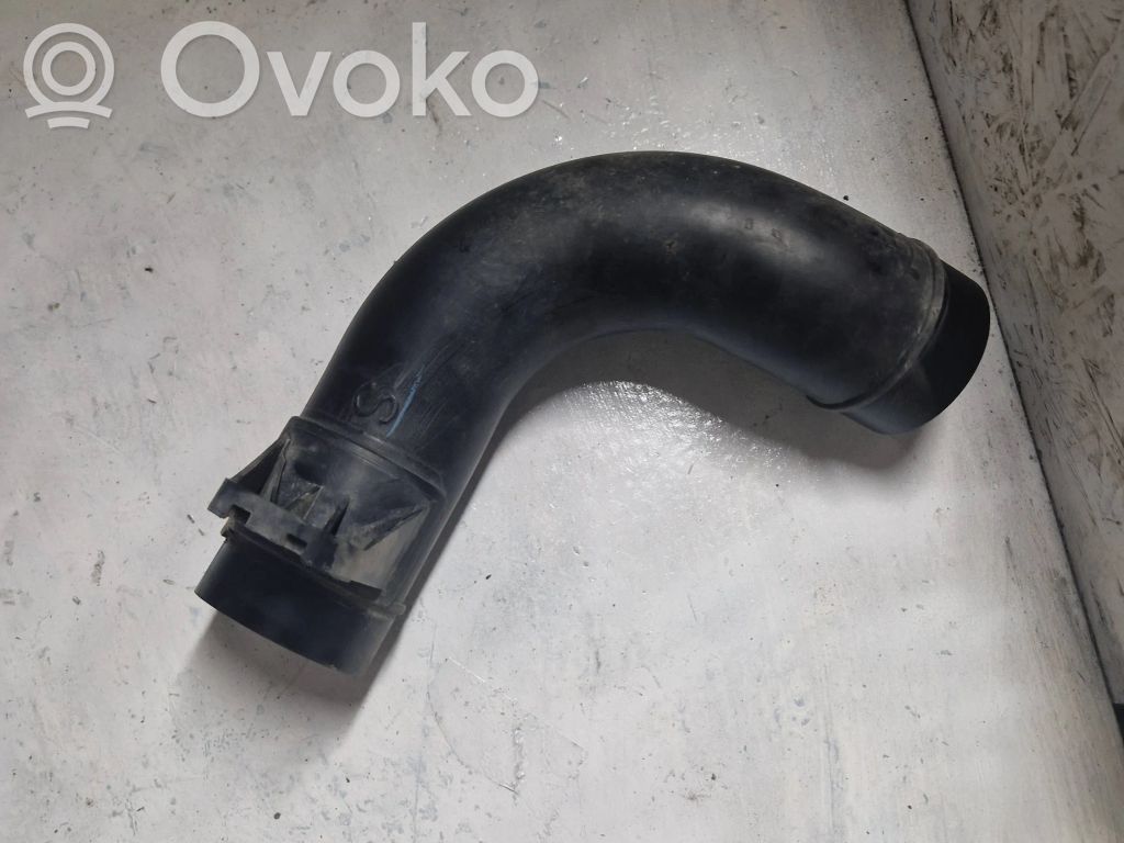 Subaru Legacy Välijäähdyttimen letku 