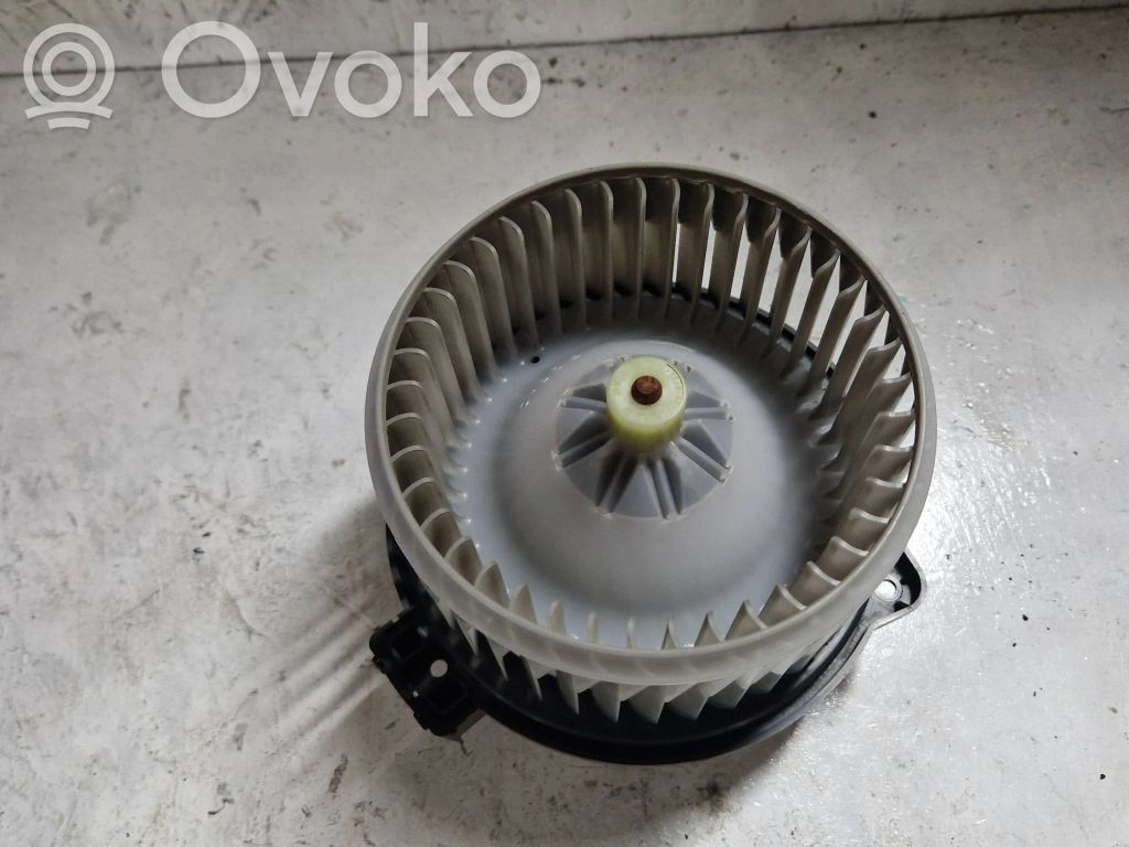 Subaru Legacy Mazā radiatora ventilators 