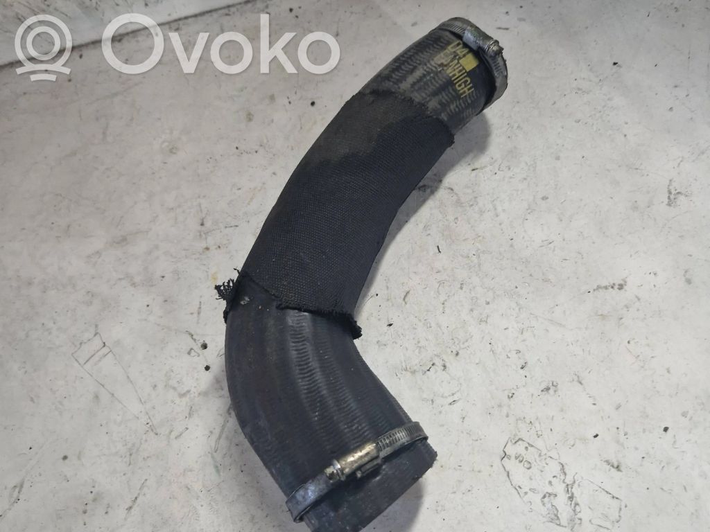 Volvo V70 Intercooler hose/pipe 