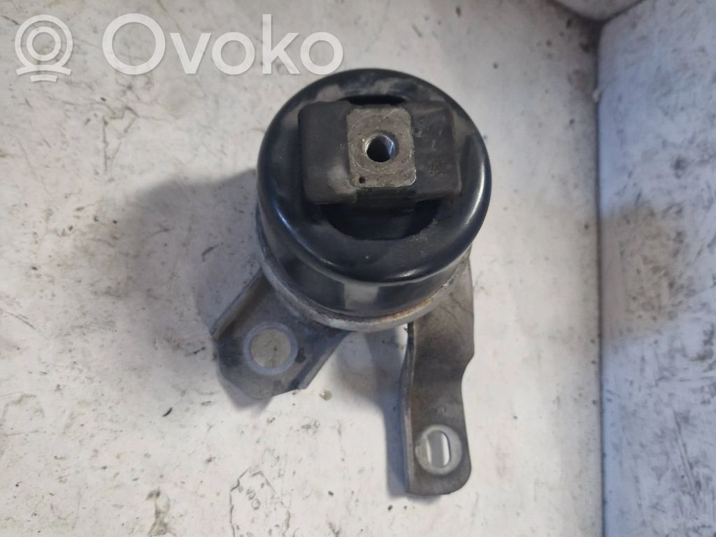 Engine mount bracket   31330135