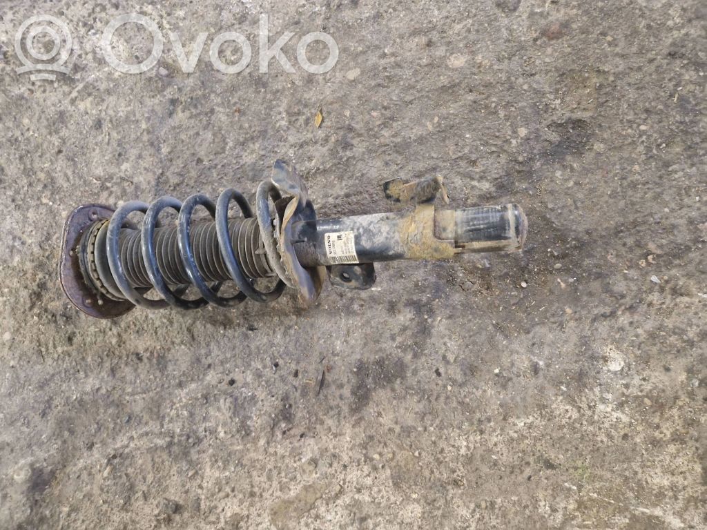 Volvo V70 Amortyzator osi przedniej ze sprężyną 