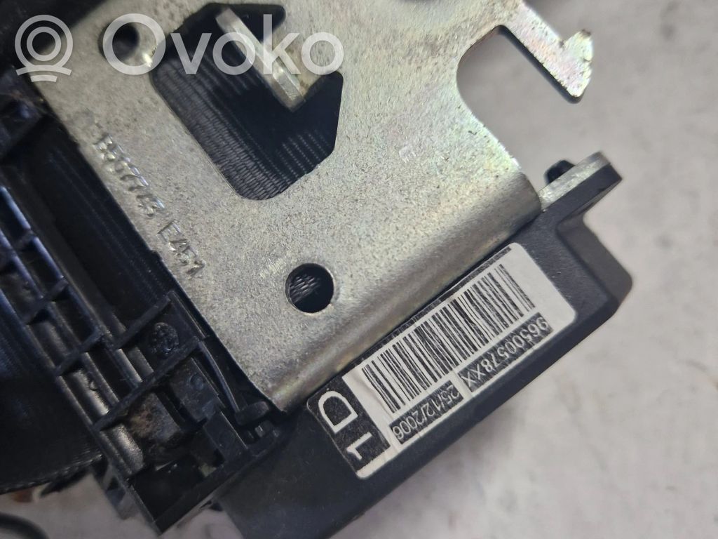 Citroen C6 Front seatbelt 