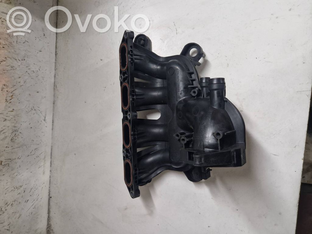 Peugeot 508 Intake manifold 
