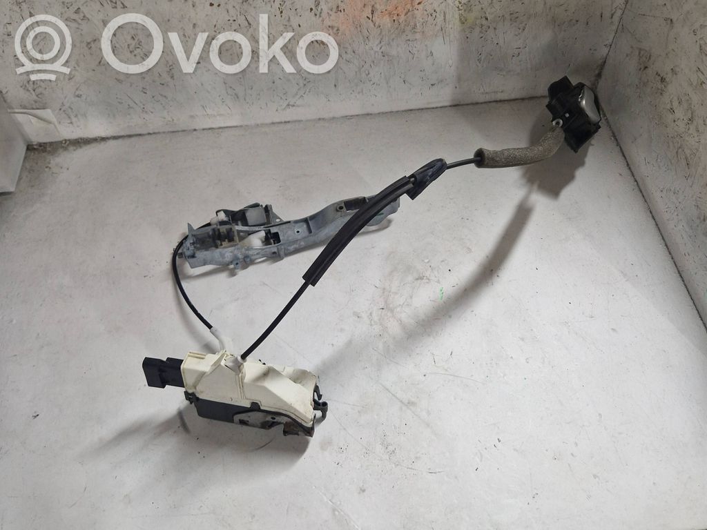 Citroen Berlingo Front door lock 