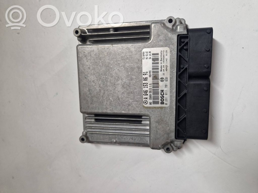 Mercedes-Benz Vito Viano W639 Moottorin ohjainlaite/moduuli 
