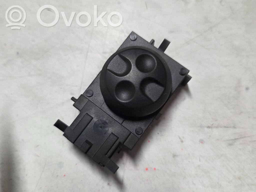 Citroen C5 Seat control switch 