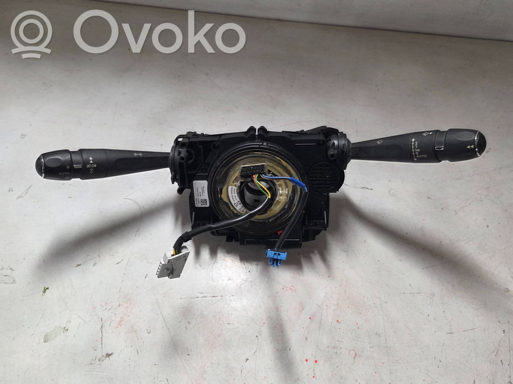 Peugeot 508 Wiper turn signal indicator stalk/switch 