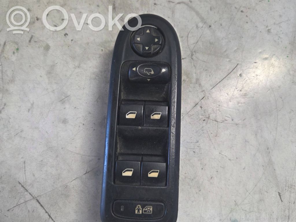 Citroen C5 Electric window control switch 