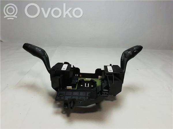 Ford Focus Multifunctional control switch/knob 