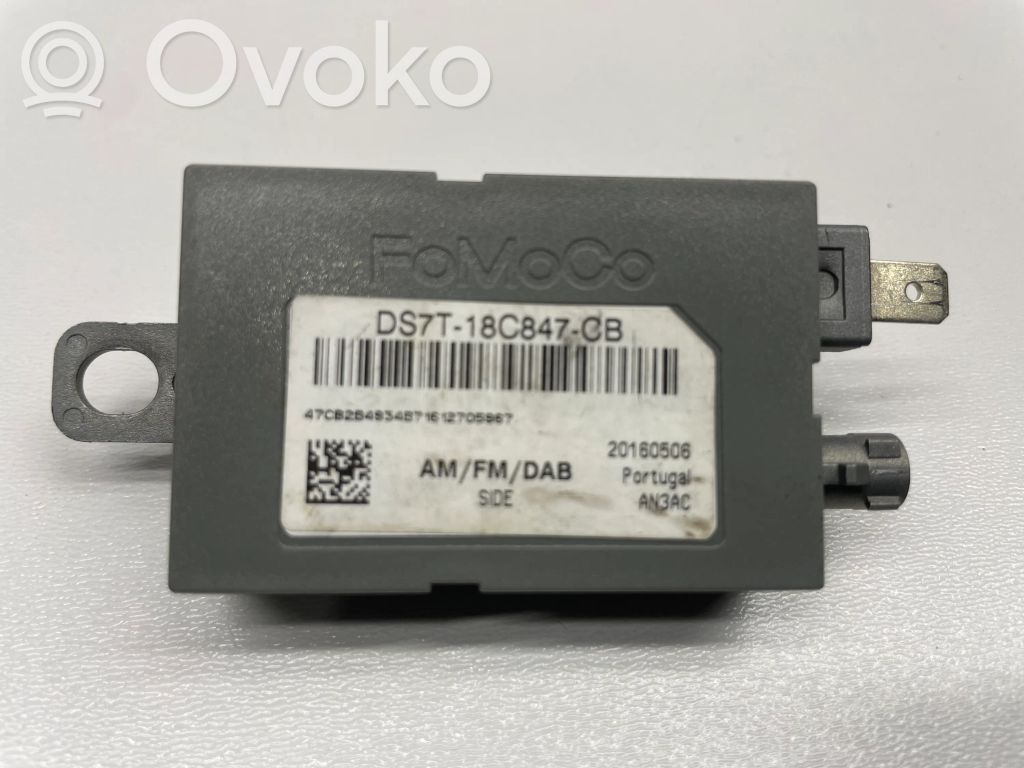 Ford Mondeo MK V Aerial antenna amplifier 
