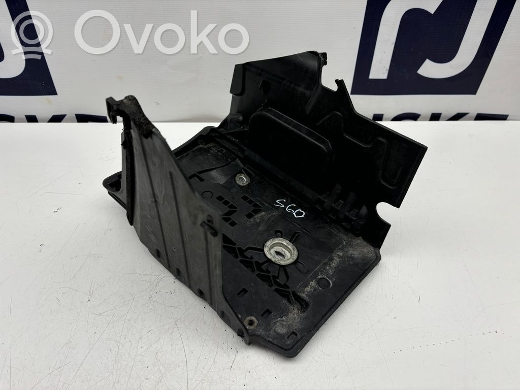 Volvo S60 Akumuliatoriaus dėžė 