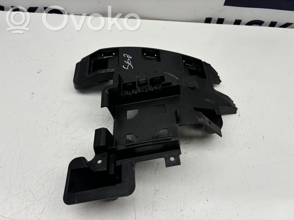 Volvo S60 Soporte de montaje del parachoques trasero 