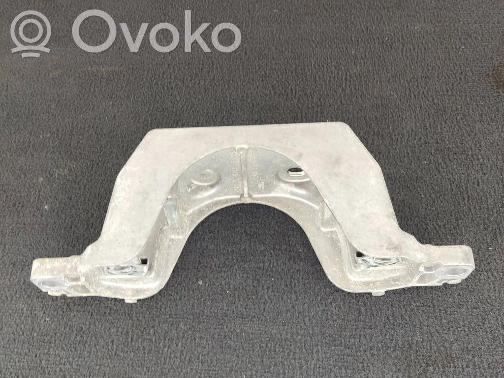 Land Rover Range Rover Sport L494 Engine mounting bracket 
