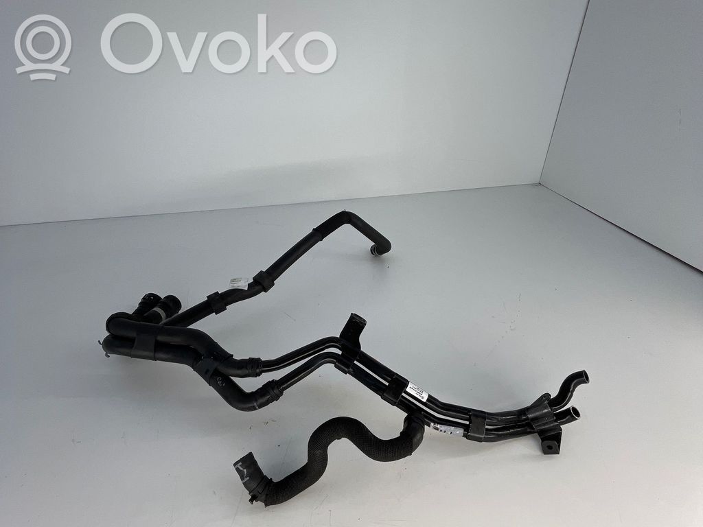 Cupra Formentor Engine coolant pipe/hose 