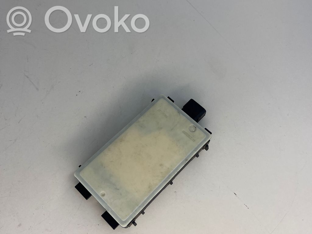 BMW 7 G70 Blind spot module 