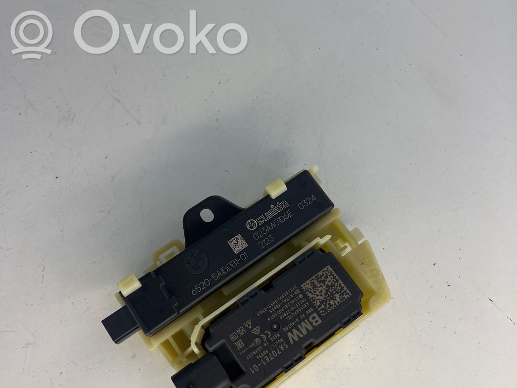 BMW 7 G70 Antenos valdymo blokas 