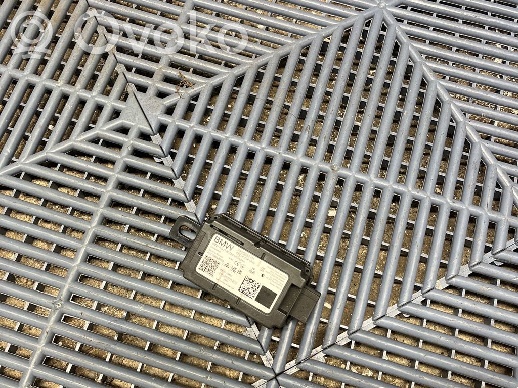 BMW 7 G70 Aerial antenna amplifier 