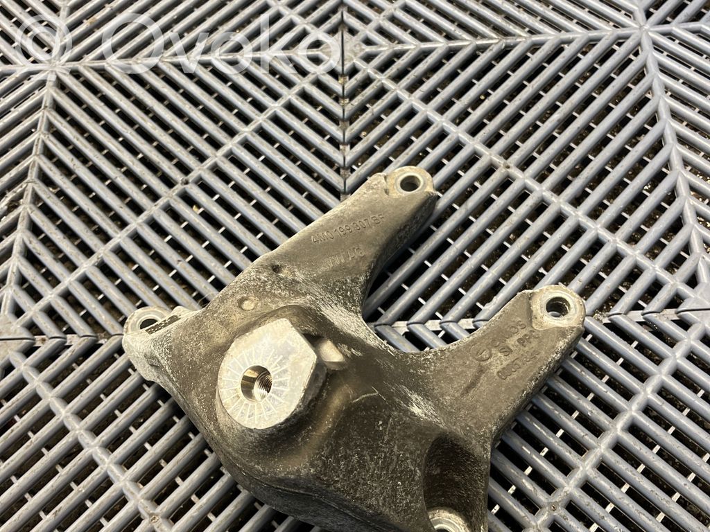 Audi RS Q8 Engine mounting bracket 