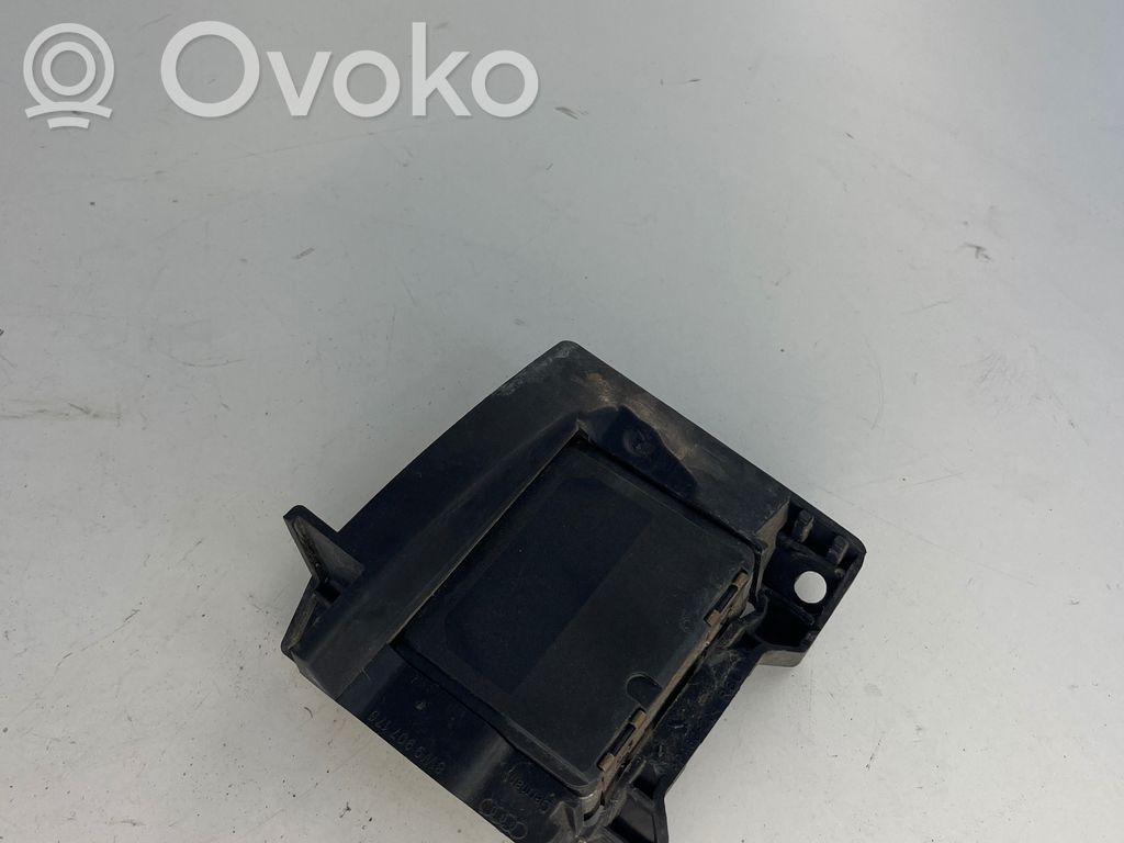 Audi A4 S4 B9 Blind spot module 