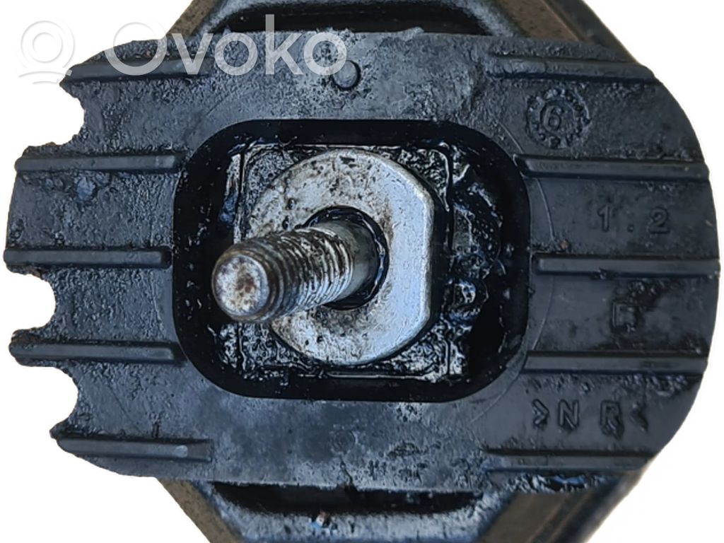 BMW 5 E60 E61 Подушка двигателя 