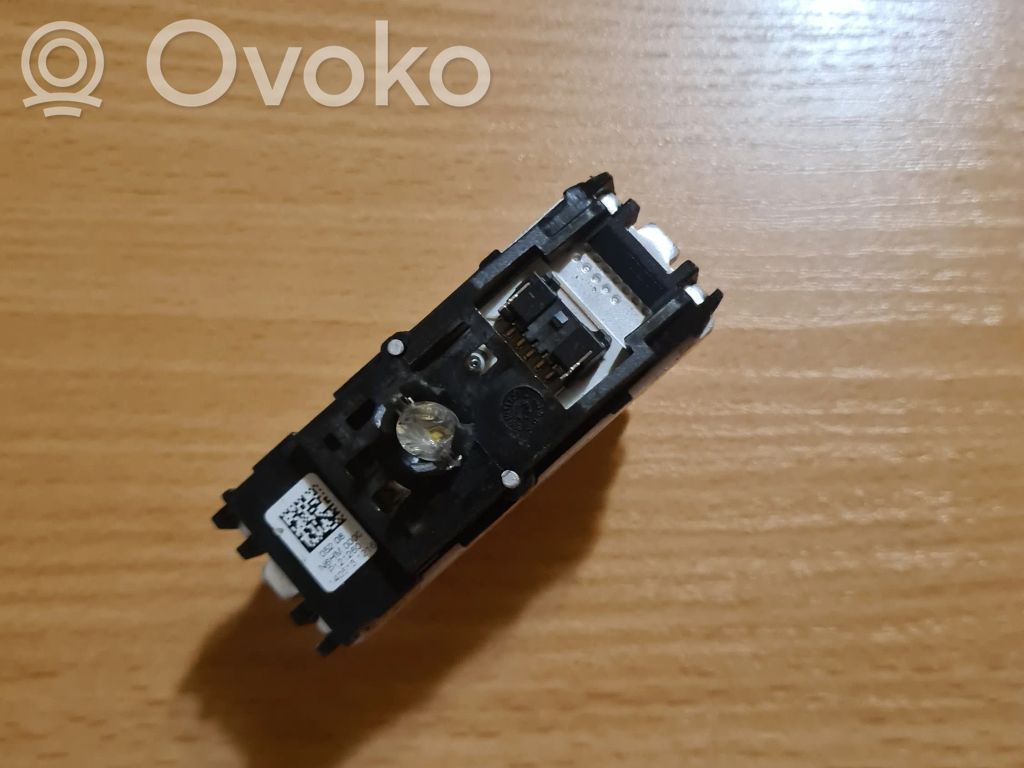Audi A4 S4 B8 8K Headlight part 
