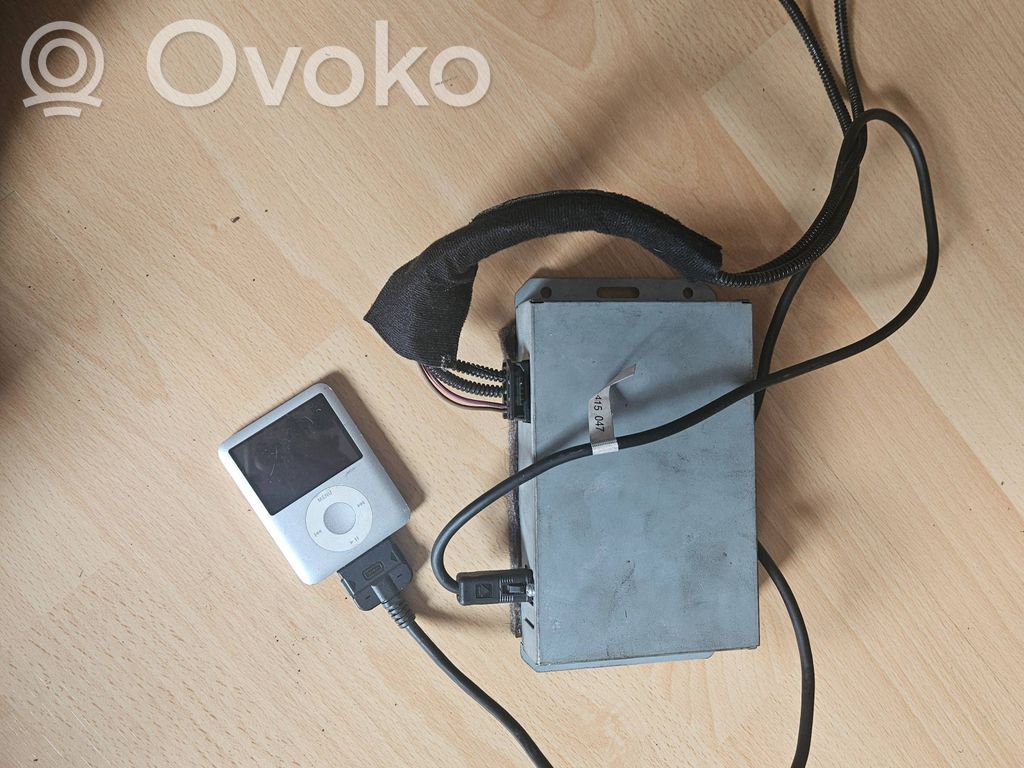 BMW 5 E60 E61 iPod connector socket 
