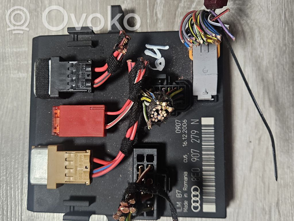 Audi A6 S6 C6 4F Komforto modulis 