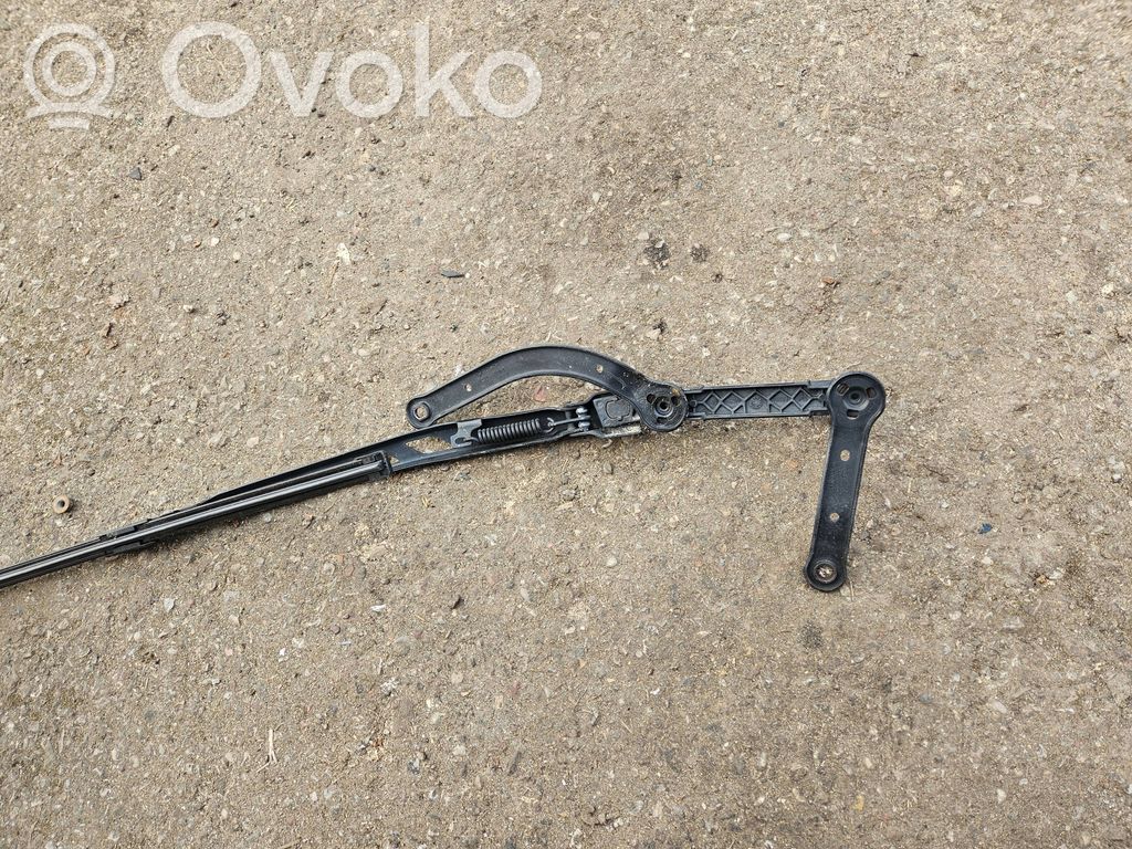 BMW 5 E60 E61 Wischerarm vorne 