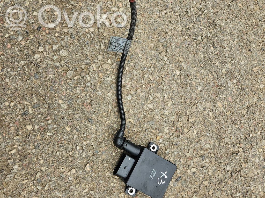 BMW X3 E83 Žvakių pakaitinimo rėlė 