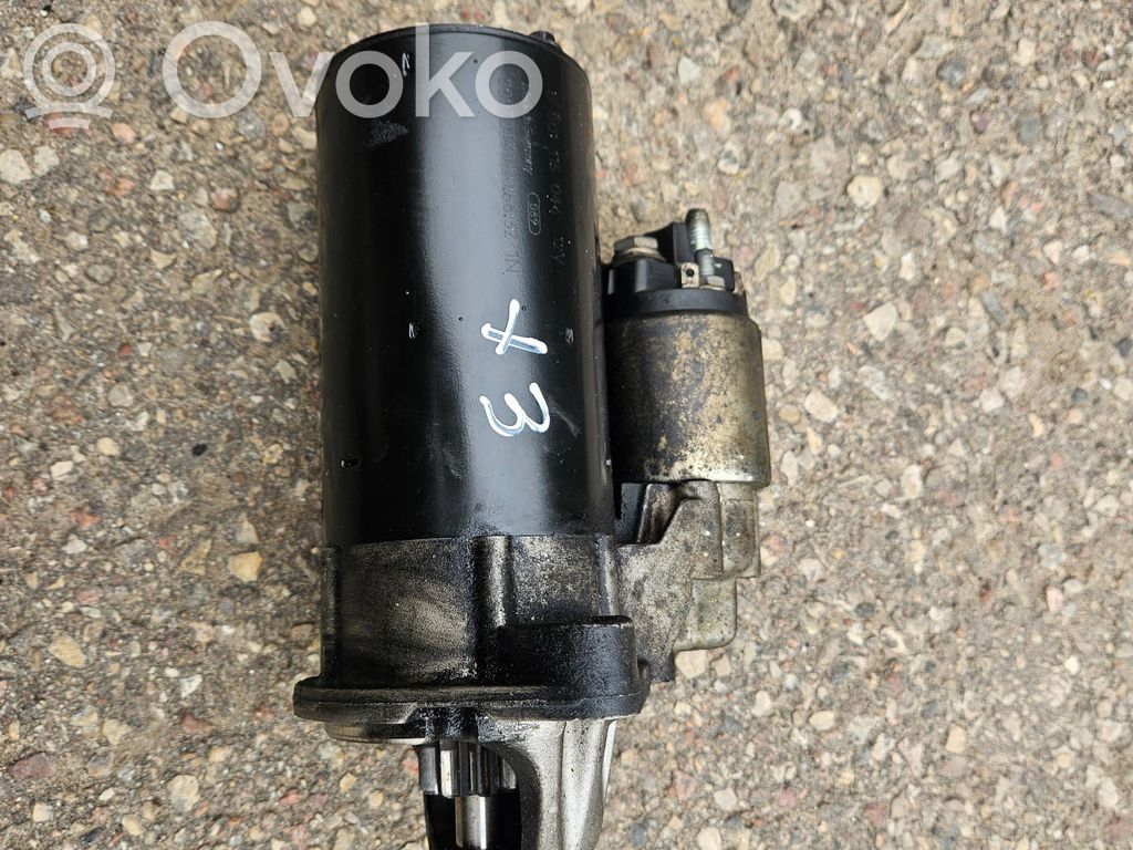BMW X3 E83 Starter motor 