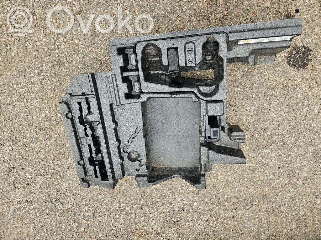 BMW X3 E83 Other trunk/boot trim element 