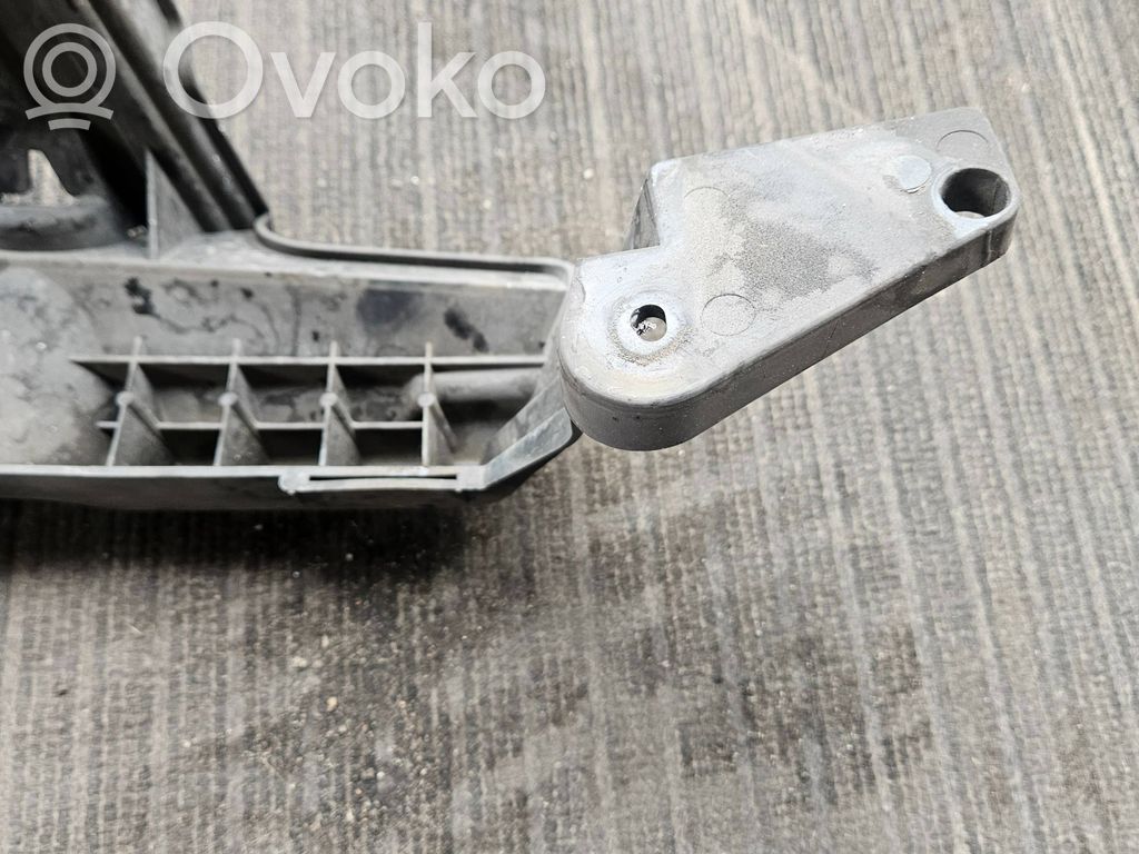 Front bumper mounting bracket   34143106,3414310,51113414310