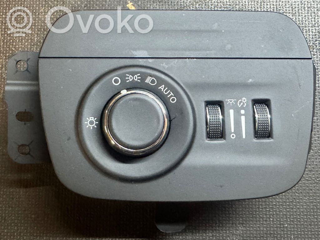 Jeep Grand Cherokee WL Przełącznik świateł 