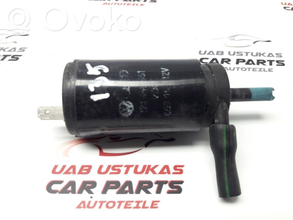 Windscreen/windshield washer pump   1088