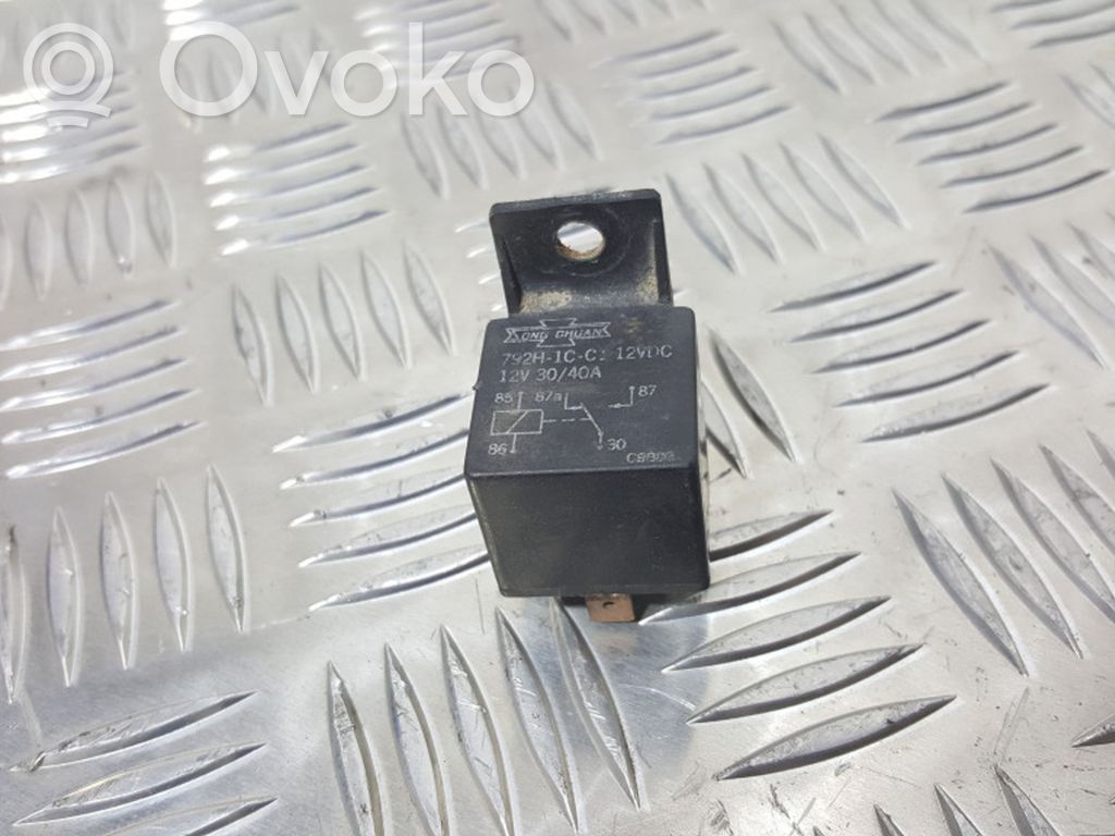 BMW 3 E30 Other relay 